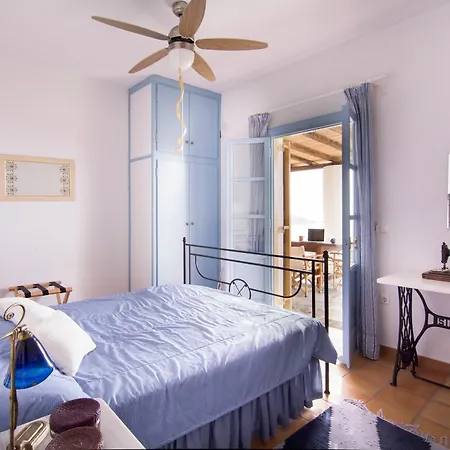 Medluxe Houlakia * Fanari (Mykonos)